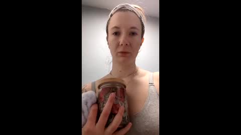 Snapshot of findomgoddessnatalia chatting on December 14, 2025, 6:23 pm Goddess Natalia Findom online show from December 14, 2025, 6:23 pm