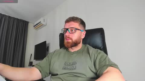 FindomGuyXXX online show from March 12, 2026, 6:19 am