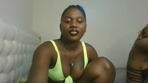 melanie online show from November 20, 2025, 4:23 am