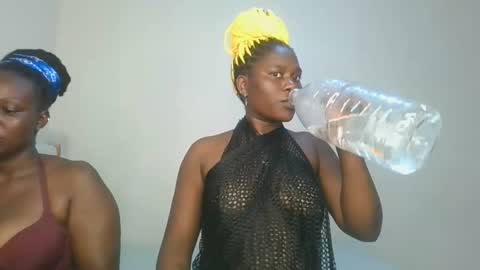 melanie online show from December 19, 2025, 9:33 pm