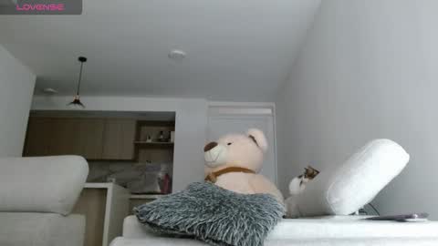 finebitches online show from March 6, 2026, 12:34 pm