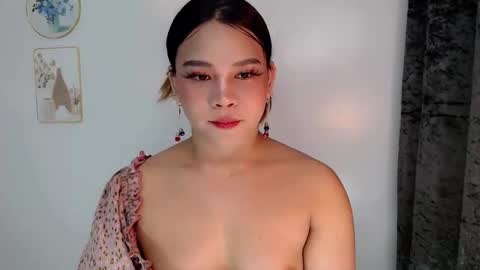 Jasmine online show from April 10, 2026, 10:58 pm