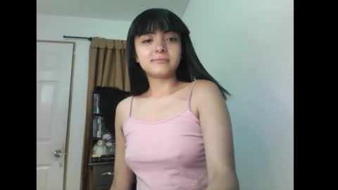 finnky1 online show from April 15, 2026, 4:52 am