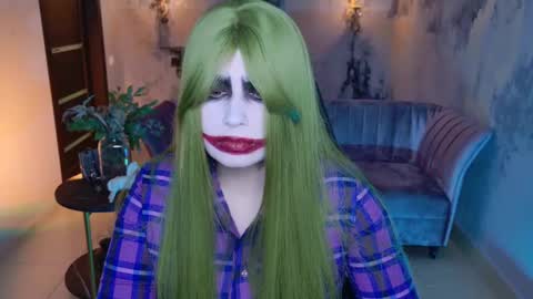 fiora online show from February 20, 2025, 1:30 pm