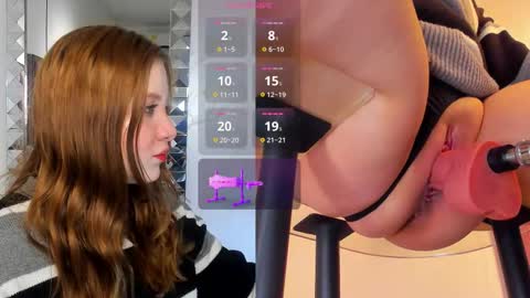 fiorellaricci_ online show from November 18, 2025, 1:15 pm