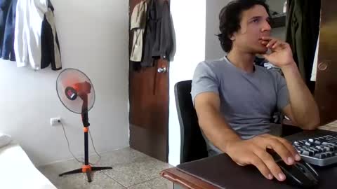 Snapshot of firefeelings chatting on December 29, 2024, 3:24 pm Ricardo online show from December 29, 2024, 3:24 pm