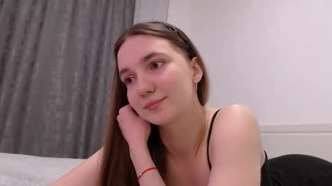 Snapshot of fireflies_fly_ chatting on January 6, 2026, 6:33 pm fireflies_fly_ online show from January 6, 2026, 6:33 pm