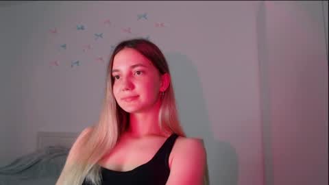 Snapshot of fireflies_fly_ chatting on July 1, 2026, 7:35 pm fireflies_fly_ online show from July 1, 2026, 7:35 pm