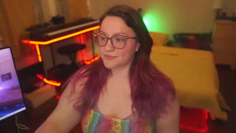 Snapshot of fireproofcuriousity chatting on December 14, 2025, 6:41 am Lio Roxy online show from December 14, 2025, 6:41 am