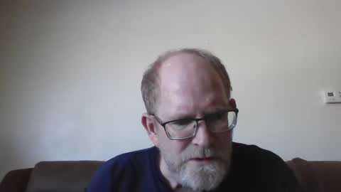 Snapshot of fishingaroundforanything chatting on February 21, 2025, 5:42 pm Hercomeonmyface online show from February 21, 2025, 5:42 pm