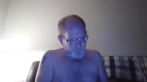 Snapshot of fishingaroundforanything chatting on February 23, 2025, 1:46 am Hercomeonmyface online show from February 23, 2025, 1:46 am