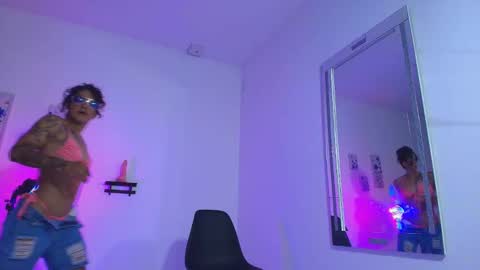 fit_valkiria online show from February 13, 2026, 7:54 pm