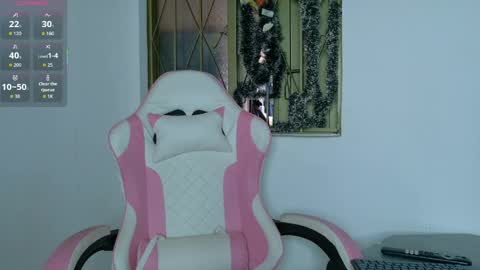 fit_valkiria online show from June 3, 2026, 8:47 pm