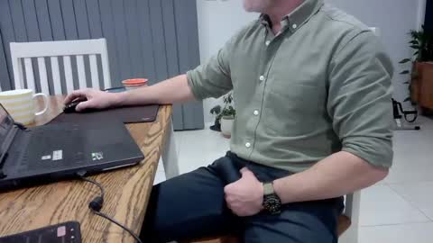 fit_worker online show from June 18, 2026, 9:14 am