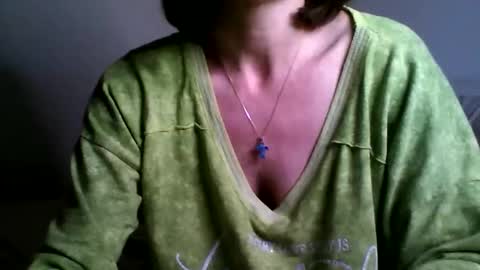 Snapshot of fitbut chatting on June 8, 2026, 9:04 pm Fitbut online show from June 8, 2026, 9:04 pm