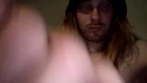 fitfungi7 online show from April 4, 2026, 5:06 am