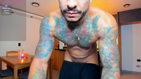 Elias Valencia online show from December 15, 2025, 9:57 am