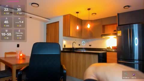 Elias Valencia online show from December 16, 2025, 6:18 am