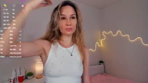 Snapshot of fizana chatting on June 10, 2026, 1:28 am Kira online show from June 10, 2026, 1:28 am