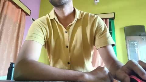 Snapshot of fizz_04_fun chatting on May 5, 2026, 5:04 am Ur BoyToy online show from May 5, 2026, 5:04 am