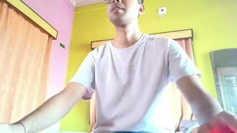 Snapshot of fizz_04_fun chatting on May 11, 2026, 4:29 am Ur BoyToy online show from May 11, 2026, 4:29 am