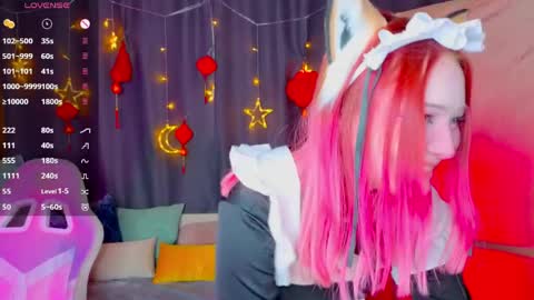 Sophie online show from April 12, 2026, 4:06 am