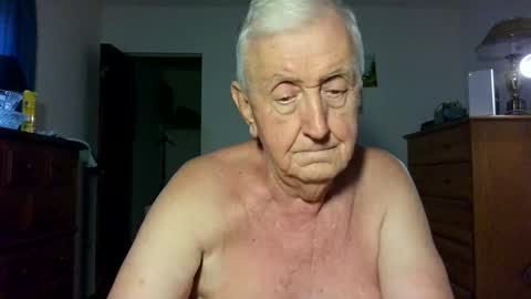 flamale65to online show from May 30, 2026, 11:24 pm