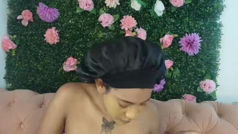 Flavia online show from April 27, 2026, 12:25 pm