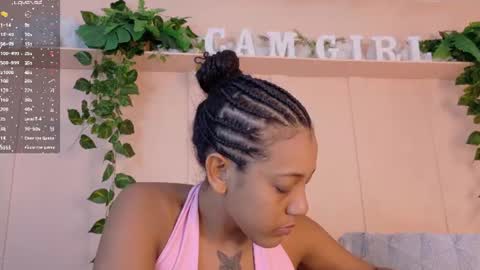 Snapshot of flavia_cruz chatting on June 21, 2026, 11:57 am Flavia online show from June 21, 2026, 11:57 am