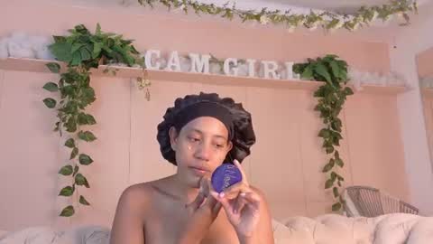 Snapshot of flavia_cruz chatting on July 28, 2026, 12:23 pm Flavia online show from July 28, 2026, 12:23 pm