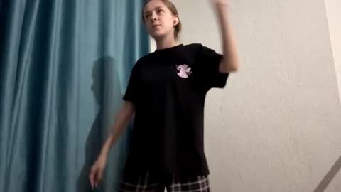 Snapshot of fleshpoetry chatting on March 3, 2026, 6:25 pm Emma online show from March 3, 2026, 6:25 pm