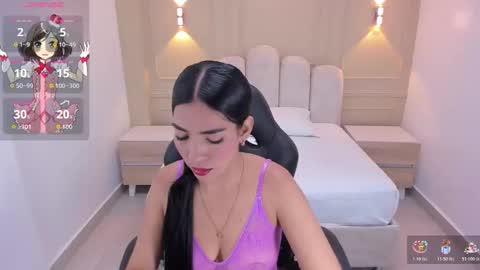   FLEUR   online show from March 13, 2026, 12:23 pm