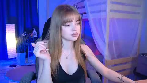 Snapshot of flexyfoxy chatting on July 9, 2026, 9:57 am Flexyfoxy online show from July 9, 2026, 9:57 am