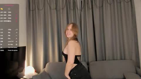 Snapshot of flirtbubble chatting on February 6, 2026, 8:12 pm Doloras online show from February 6, 2026, 8:12 pm