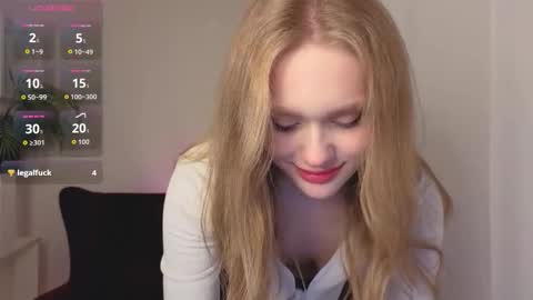 Polly online show from September 25, 2025, 10:57 pm