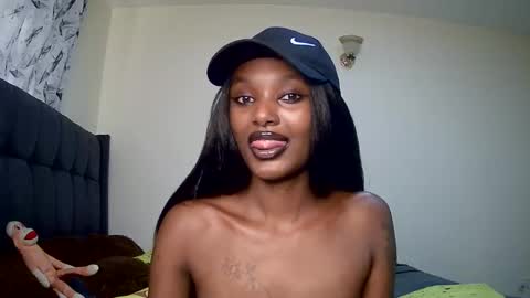 Snapshot of flirtyy_sheery chatting on January 20, 2025, 6:53 am sheery online show from January 20, 2025, 6:53 am