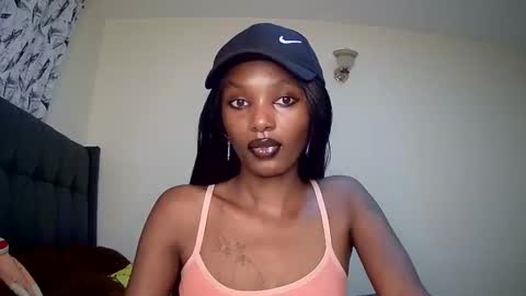 Snapshot of flirtyy_sheery chatting on January 21, 2025, 3:37 am sheery online show from January 21, 2025, 3:37 am