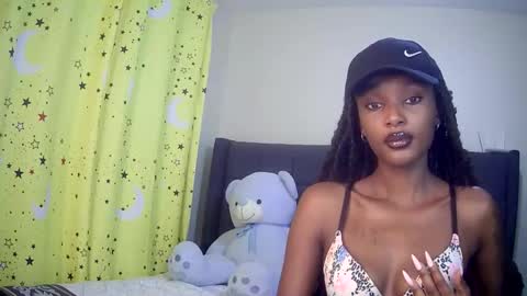 Snapshot of flirtyy_sheery chatting on October 6, 2025, 2:53 am sheery online show from October 6, 2025, 2:53 am