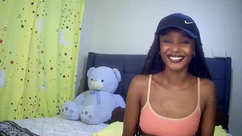 Snapshot of flirtyy_sheery chatting on October 14, 2025, 5:47 pm sheery online show from October 14, 2025, 5:47 pm