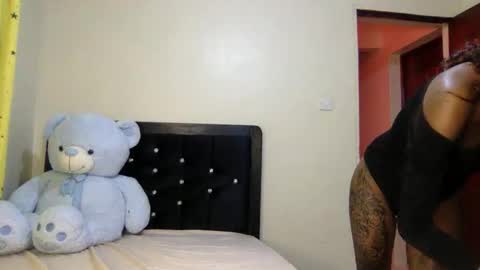 Snapshot of flirtyy_sheery chatting on May 12, 2026, 4:26 pm sheery online show from May 12, 2026, 4:26 pm