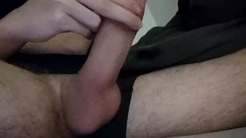 Snapshot of flo187842 chatting on December 3, 2024, 6:06 pm flo187842 online show from December 3, 2024, 6:06 pm