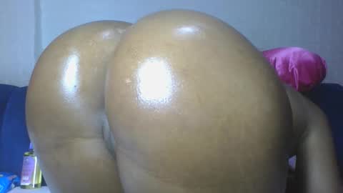 Snapshot of flora_fantasy chatting on April 13, 2026, 10:04 pm fantasy online show from April 13, 2026, 10:04 pm