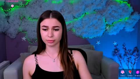 Snapshot of flora_ri chatting on May 31, 2026, 9:16 am just ask me online show from May 31, 2026, 9:16 am