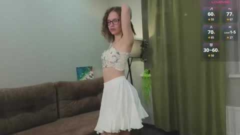 Snapshot of florafitch chatting on October 11, 2025, 2:26 pm Anna online show from October 11, 2025, 2:26 pm