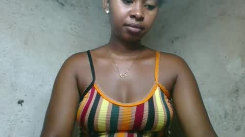 florencia011 online show from February 1, 2026, 6:12 am