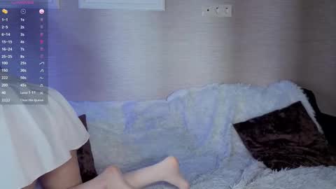 Snapshot of flouredfix chatting on February 15, 2026, 7:51 am Helly online show from February 15, 2026, 7:51 am