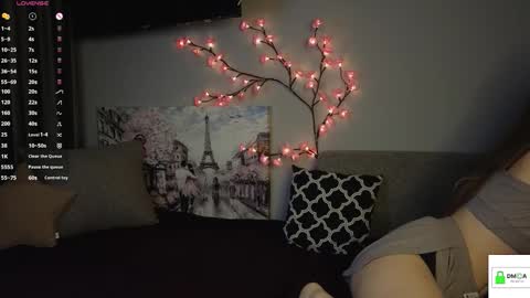 Snapshot of flouredfix chatting on March 29, 2026, 6:41 pm Helly online show from March 29, 2026, 6:41 pm