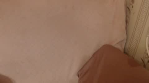 say meow and send tip  online show from May 10, 2026, 7:52 pm