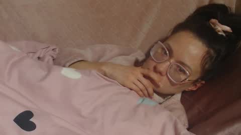 say meow and send tip  online show from February 27, 2026, 7:14 pm