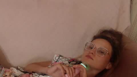 Snapshot of flowercandydoll13 chatting on July 2, 2026, 3:07 pm say meow and send tip online show from July 2, 2026, 3:07 pm